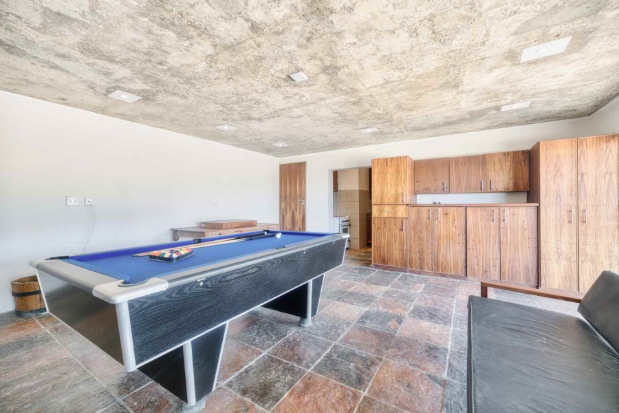 4 Bedroom Property for Sale in Pearly Beach Western Cape